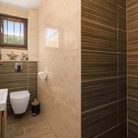 Casa de Férias La Maison Ensoleillee - Avec Jardin Et Terrasse Agde