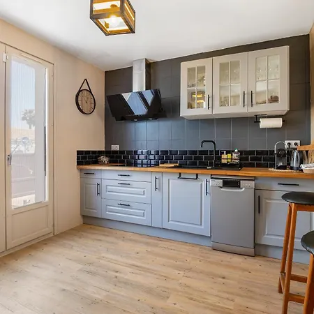 La Maison Ensoleillee - Avec Jardin Et Terrasse * Agde